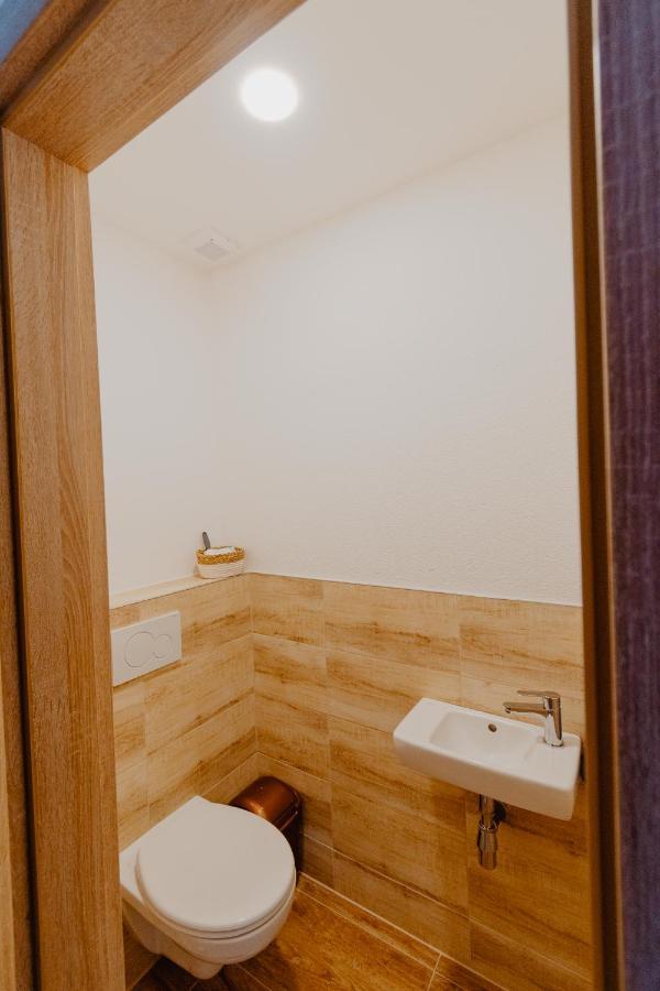 Apartmany Zara Нова Лесна Екстер'єр фото