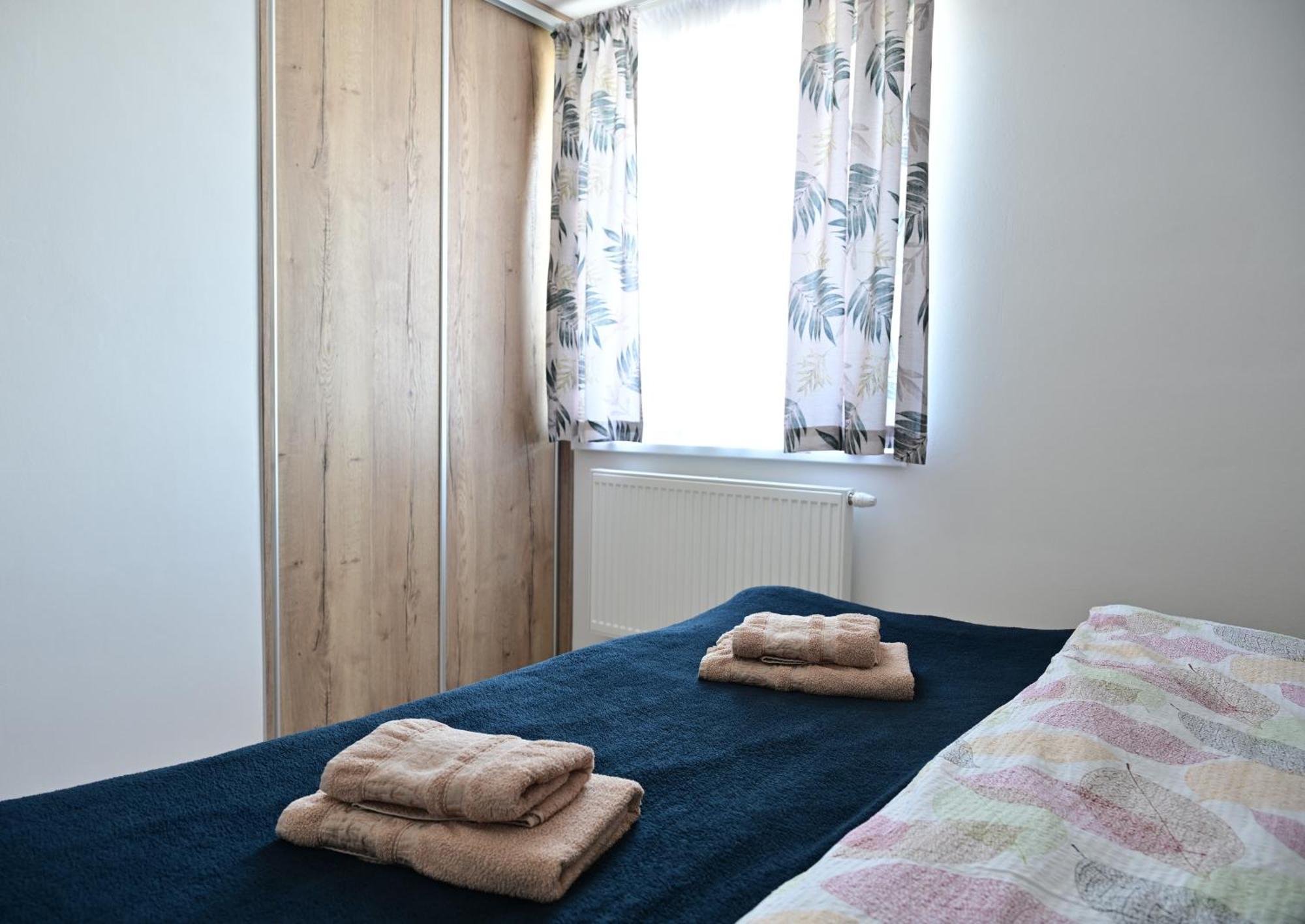 Apartmany Zara Нова Лесна Екстер'єр фото