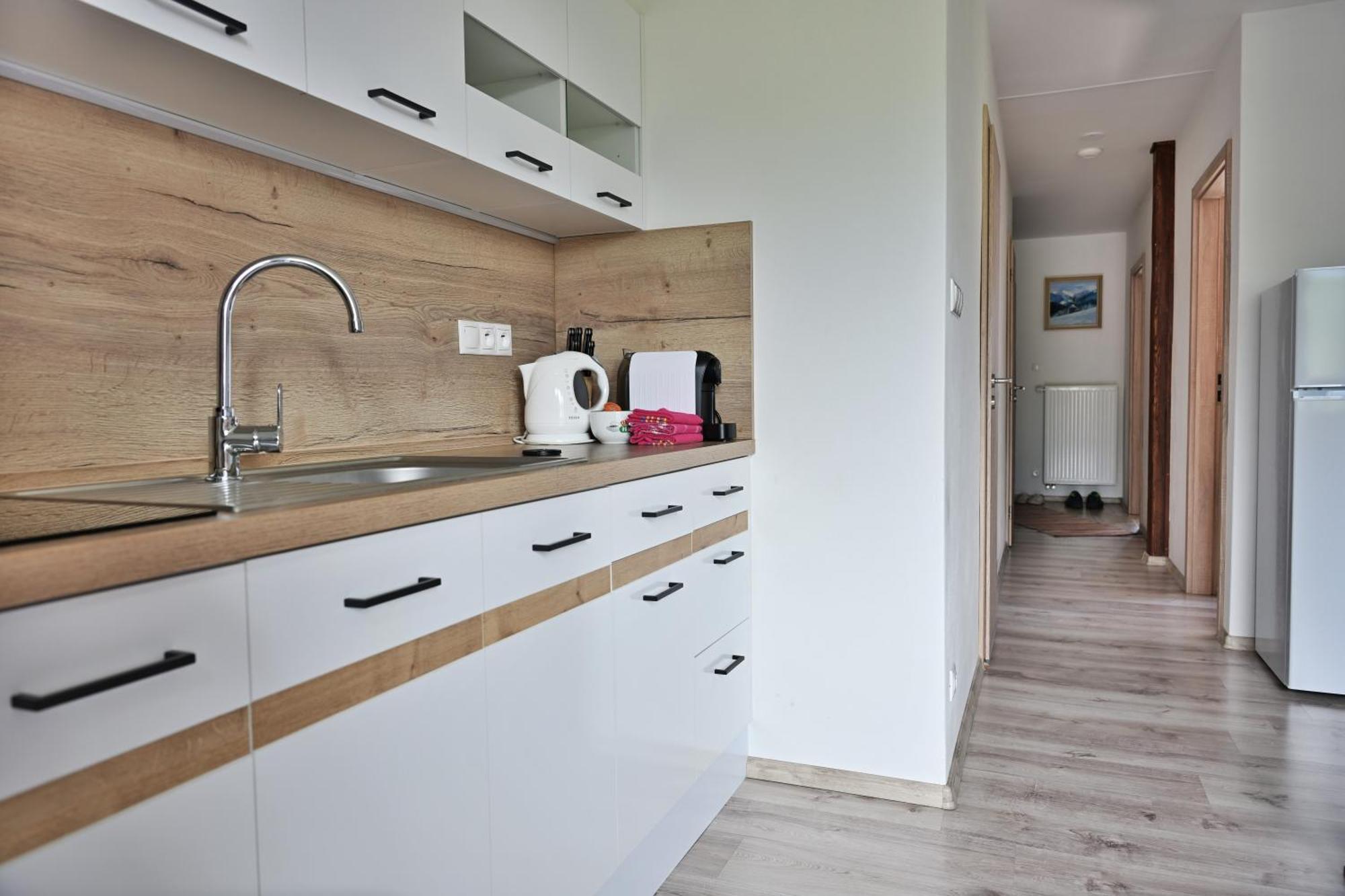 Apartmany Zara Нова Лесна Екстер'єр фото
