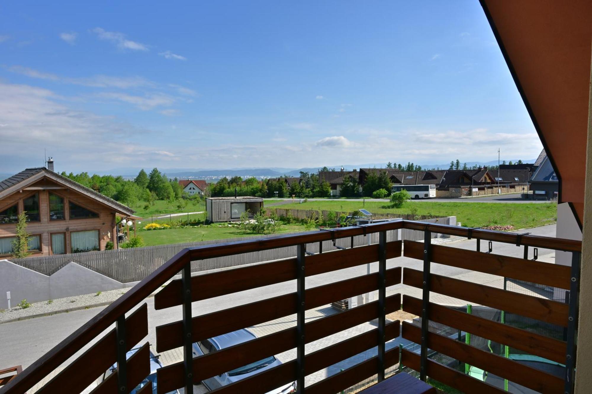 Apartmany Zara Нова Лесна Екстер'єр фото